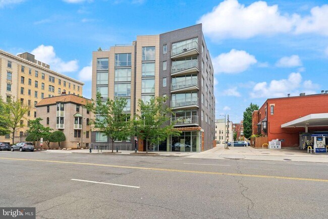 Building Photo - 1311 13th St NW