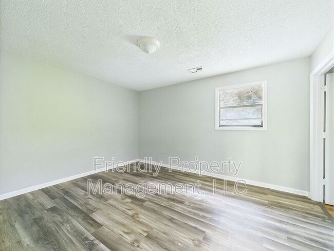 Building Photo - 123 Bay Meadow Ct