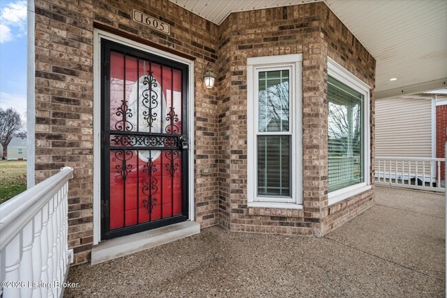 Building Photo - 1605 S 32nd St