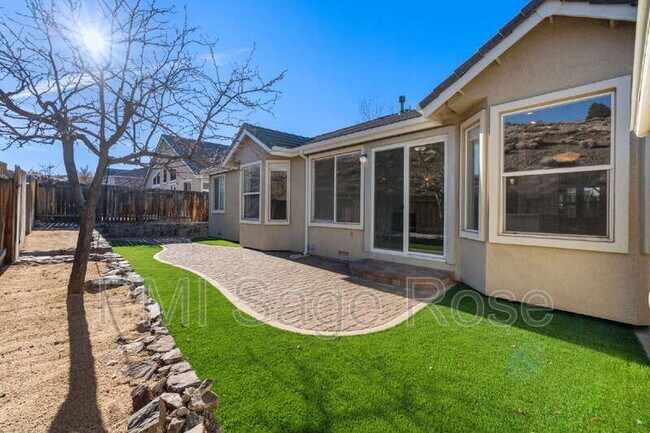 Building Photo - 4276 Talladega Dr