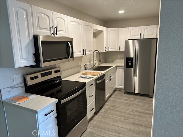 Building Photo - 2860 N Los Felices Rd