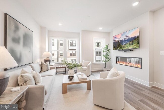 Building Photo - 12742 Verdant Wy