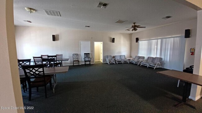 Building Photo - 181 Ulster Ln