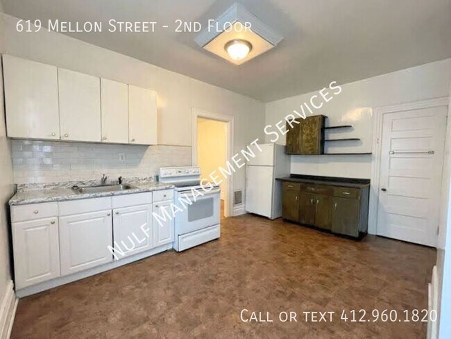 Primary Photo - 619 Mellon St