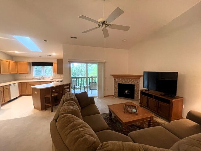 Primary Photo - Furnished Second Floor Condo - Williams Bay