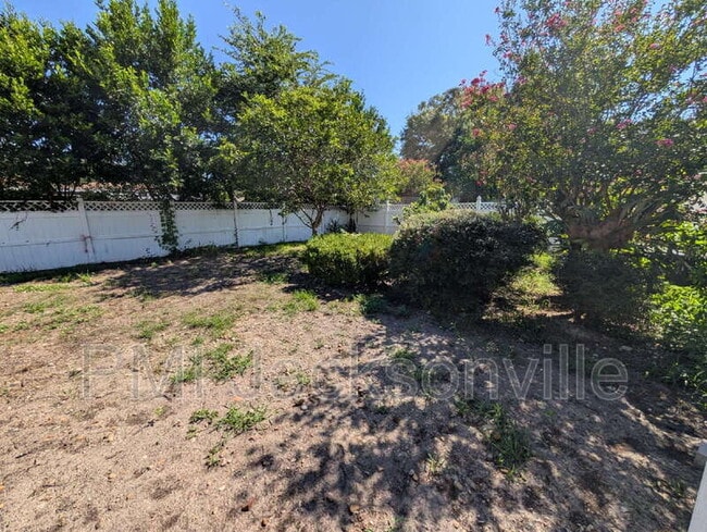 Building Photo - 7069 Perke Dr