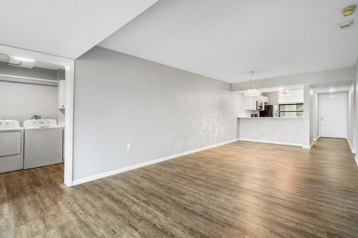 Building Photo - 3710 Whitehall Dr