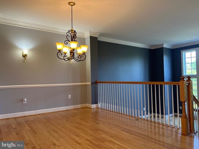 Building Photo - 787 Vestal St