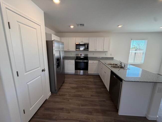 Building Photo - 1473 Jaycie Dr