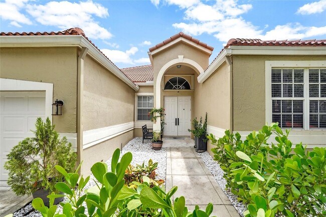 Building Photo - 6386 NW 78th Pl