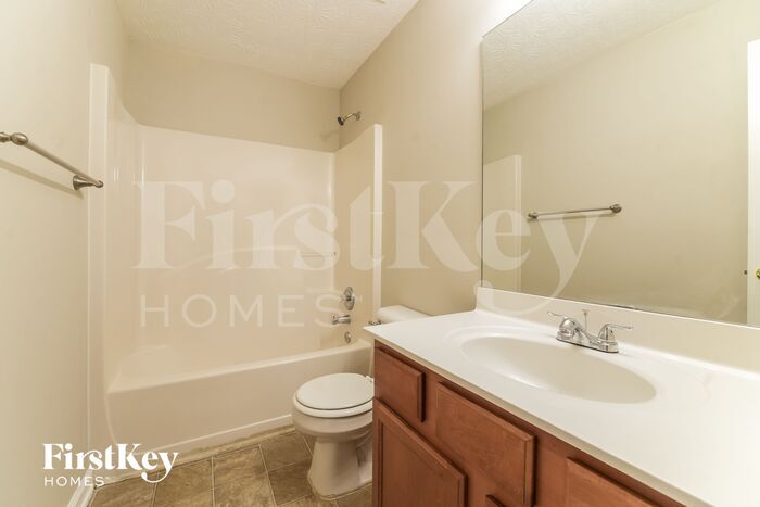 Building Photo - 276 Weatherstone Dr