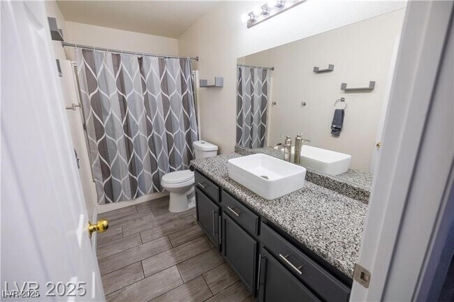 Building Photo - 4720 Painted Hills St