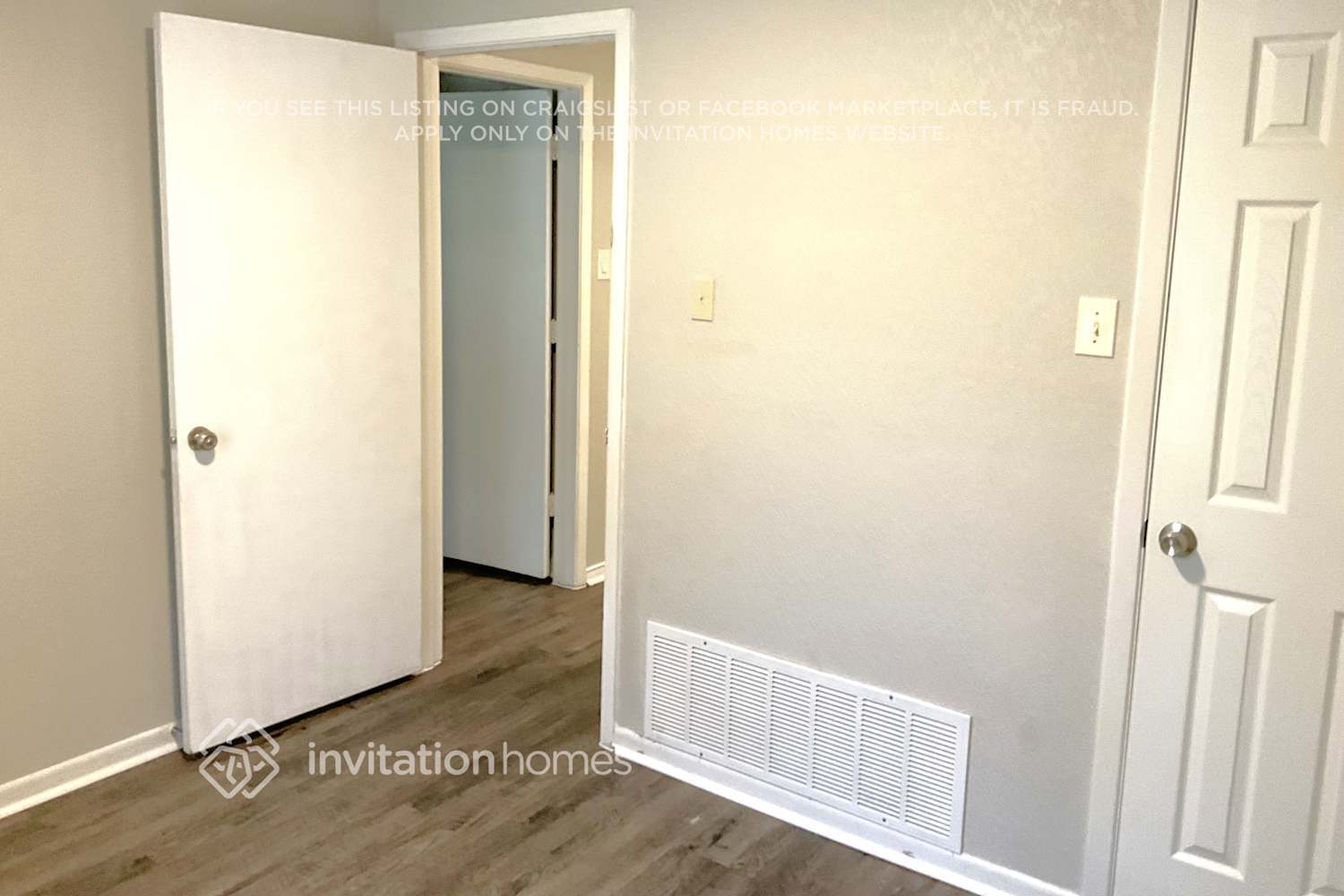 Building Photo - 203 Briar Creek Dr