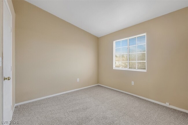 Building Photo - 1956 Vista Malaga St