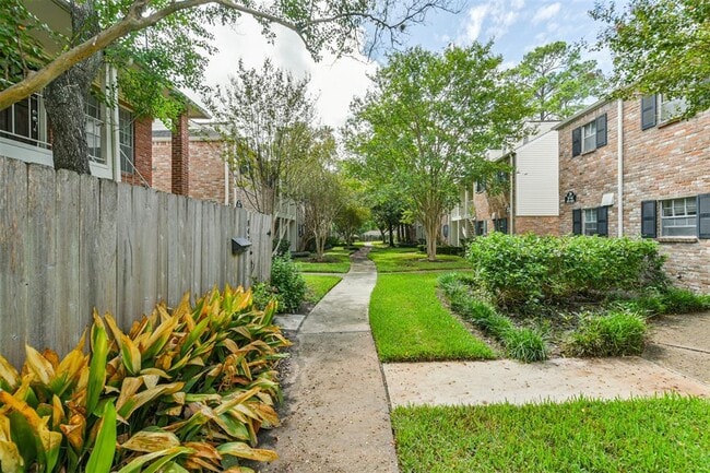 Building Photo - 847 Wax Myrtle Ln