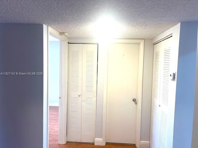 Building Photo - 9994 Nob Hill Ct