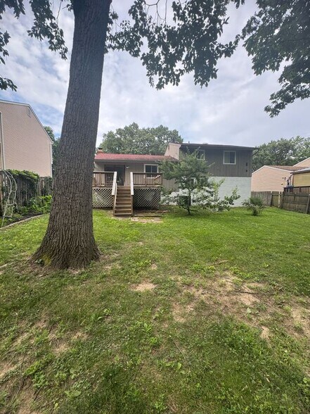 Building Photo - 7940 Covington Ave