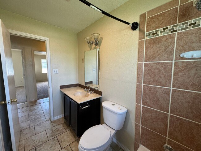 Building Photo - 3-Bedroom House for Rent in Killeen