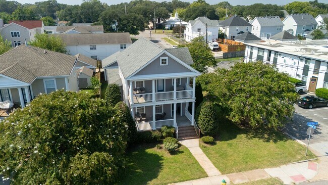 Building Photo - 1301 E Ocean View Ave