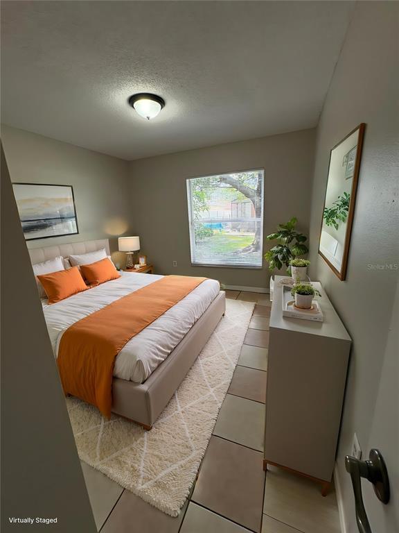 Building Photo - 305 Colonade Ct