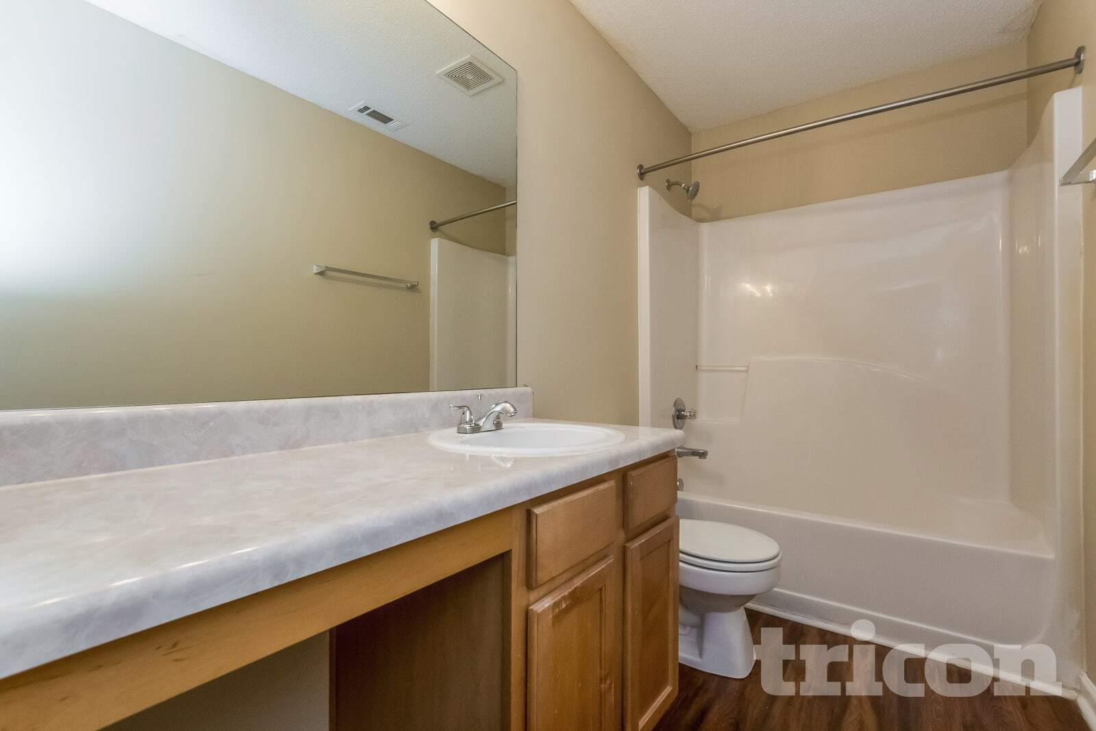 Building Photo - 3044 Summer Breeze Dr