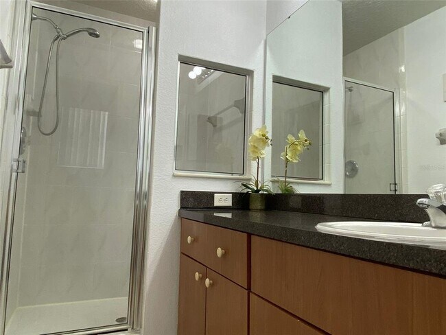 Building Photo - 1308 S Beach Cir