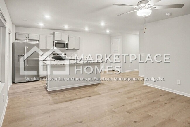 Building Photo - 4161 Hudson Ct SW