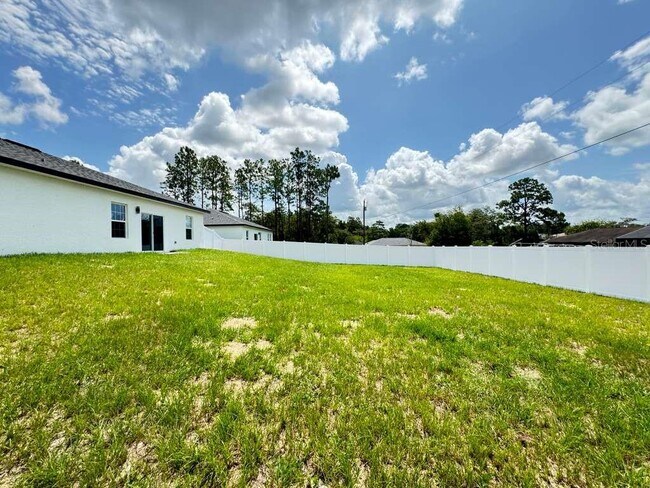 Building Photo - 5998 SW 128th St Rd