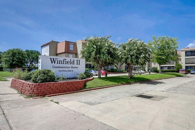 Building Photo - 10110 Forum W Dr