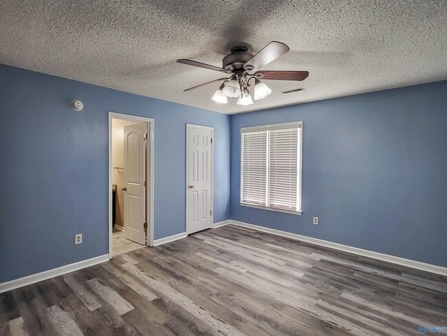 Building Photo - 308 Red Oak Rd