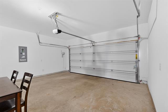 Building Photo - 212 Invermore Dr