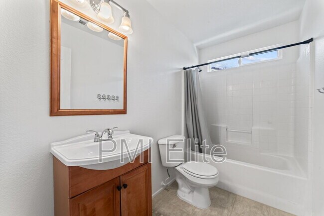 Building Photo - 2814 Caruso Ln