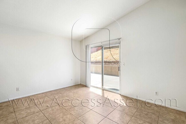 Building Photo - 15731 Laguna Ave