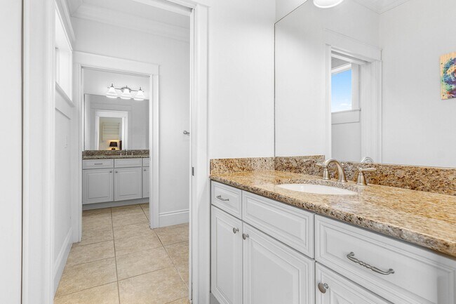 Building Photo - 9460 Wrangler Dr