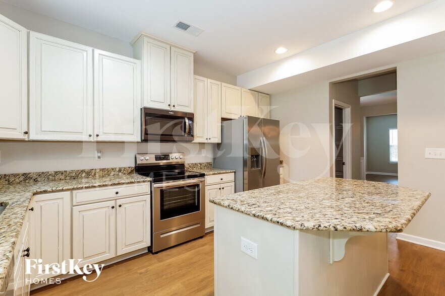 Building Photo - 4113 Oconnell St