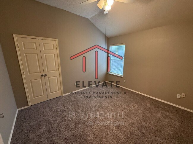 Building Photo - 6105 Comfort Dr