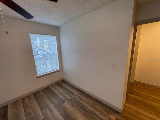 Building Photo - 6082 Westgate Dr