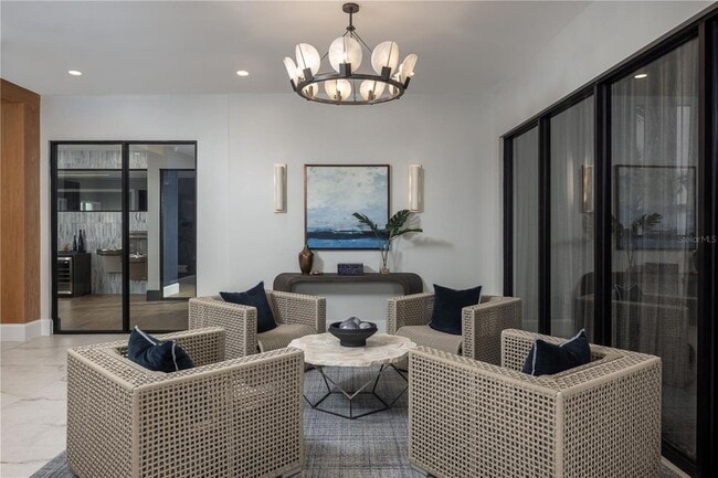 Building Photo - 5127 W Tyson Ave