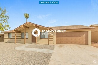 Building Photo - 7416 W Glenrosa Ave
