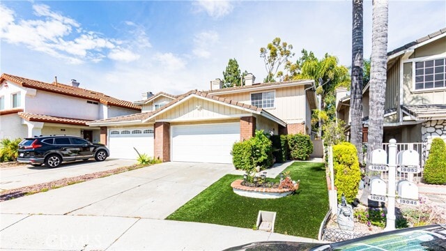 Building Photo - 19036 Singingwood Cir