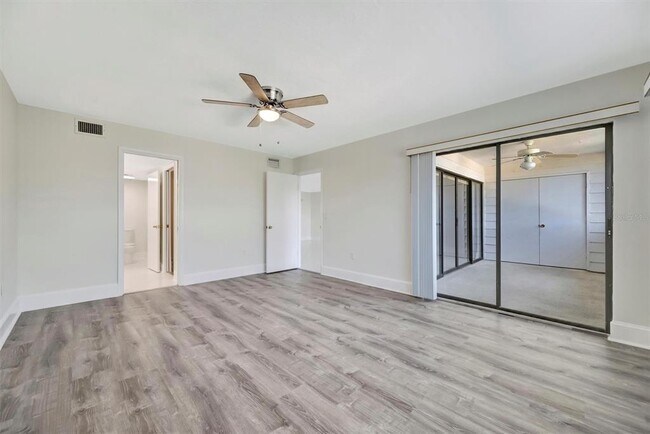 Building Photo - 9604 Cortez Rd W