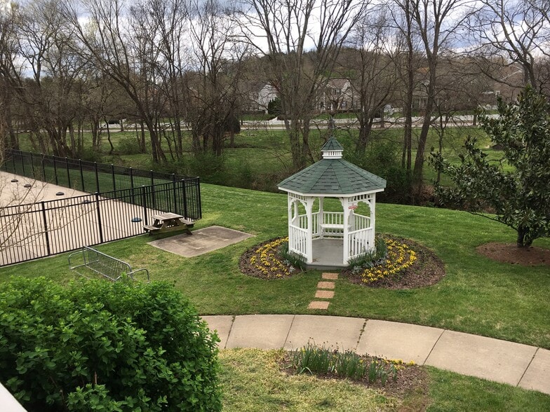 Building Photo - 1534 Liberty Pike