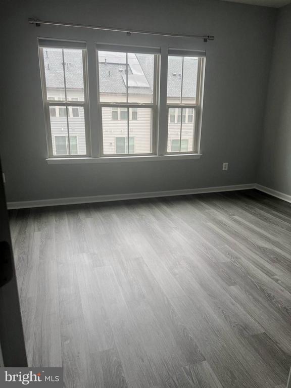 Building Photo - 3781 Vly Frd Wy