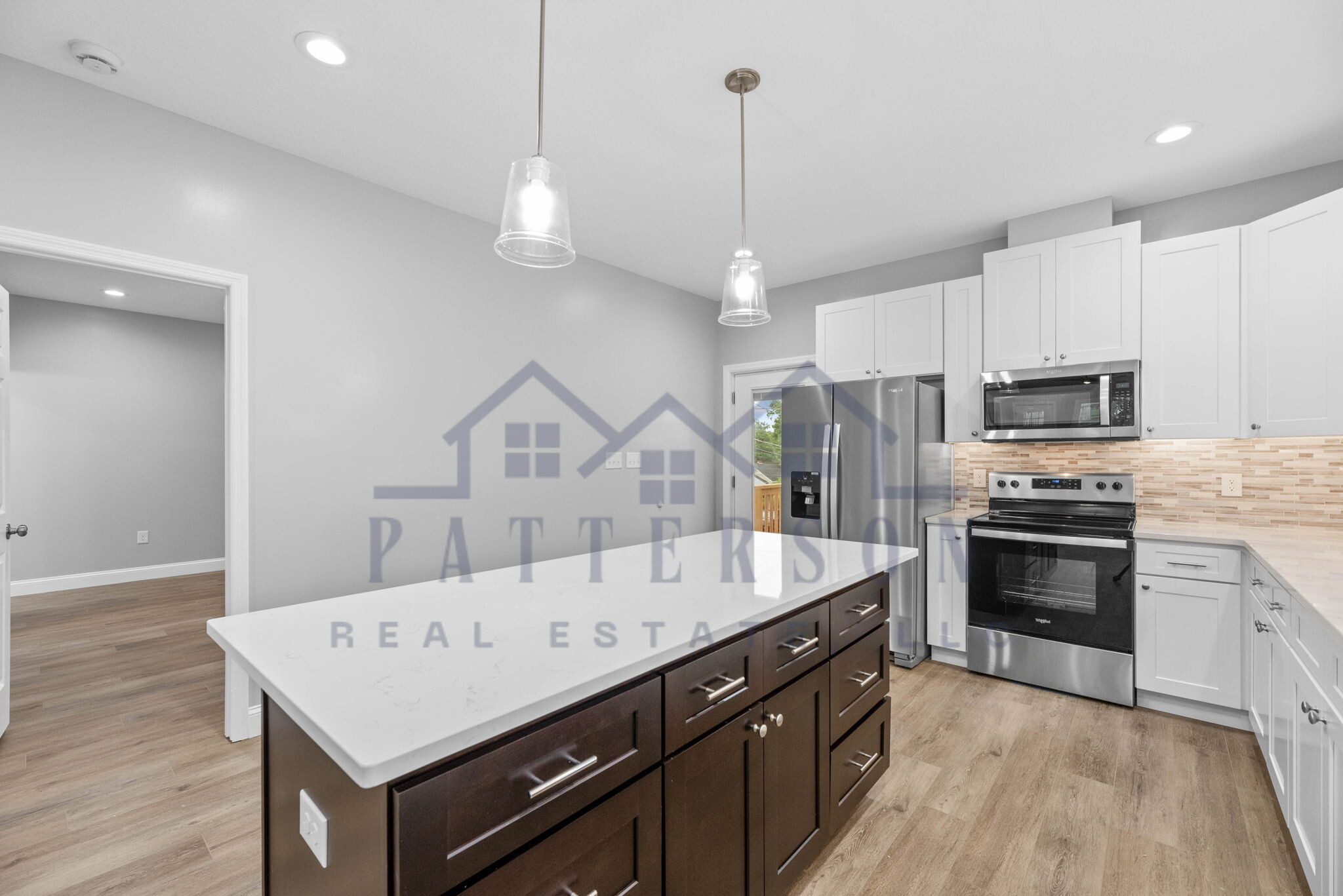 Building Photo - 2544 Bernhurst Dr