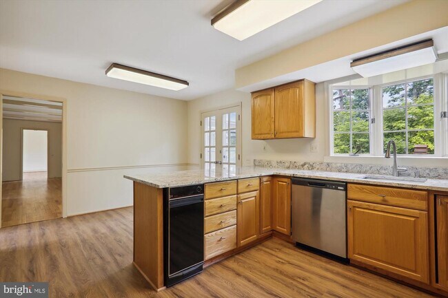 Building Photo - 11124 Post House Ct