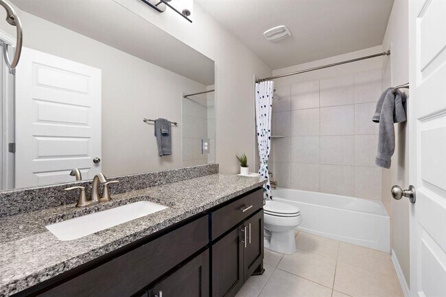 Building Photo - 3009 Diego Dr