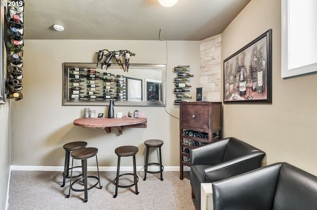 Building Photo - Bright and Airy 3 Bed, 2.5 Bath Stunning H...