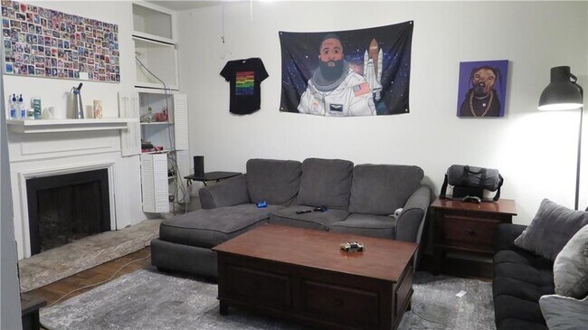 Building Photo - 2529 Rio Grande St