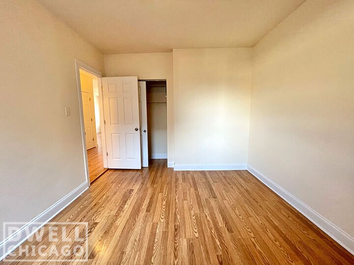 Building Photo - 2606 N Kimball Ave