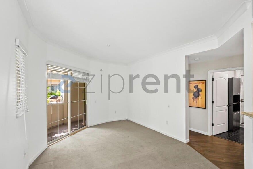 Building Photo - Unit 164